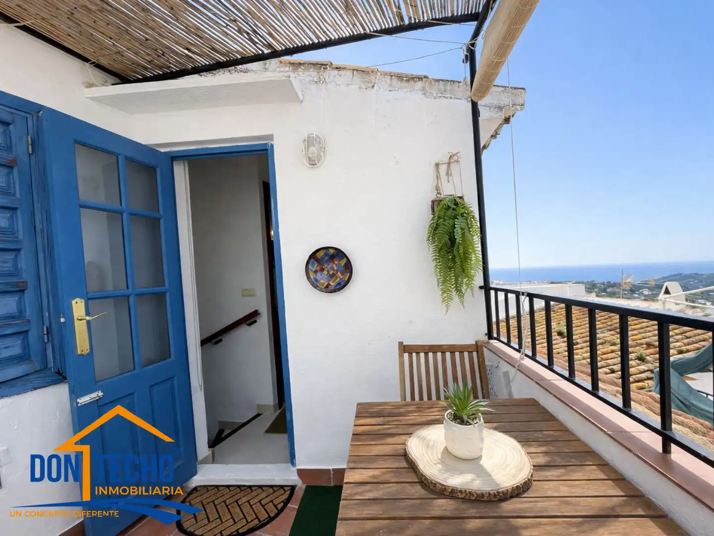 Terrassa de Casa o xalet en venda en Frigiliana amb Terrassa i Moblat