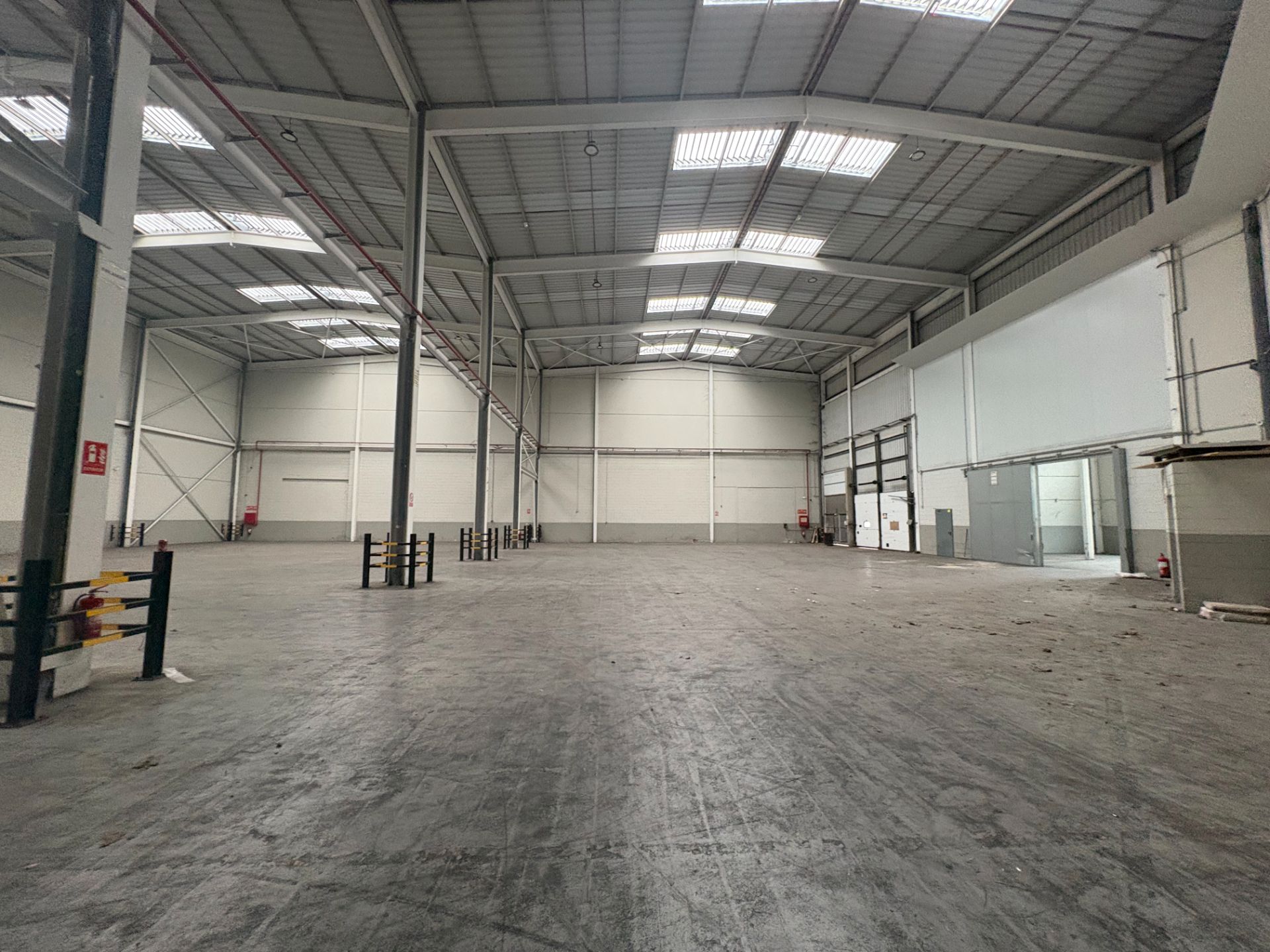 Industrial buildings to rent in El Prat de Llobregat  with Heating and Alarm