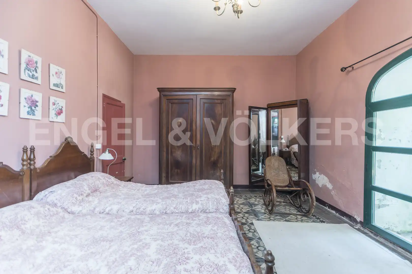 Habitación de Finca rústica en venta en Sant Cebrià de Vallalta con Calefacción, Jardín privado y Terraza