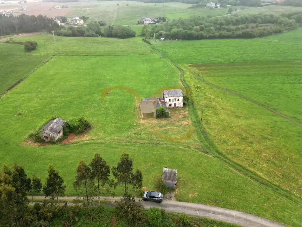 Casa o chalet en venta en El Franco  con Calefacción