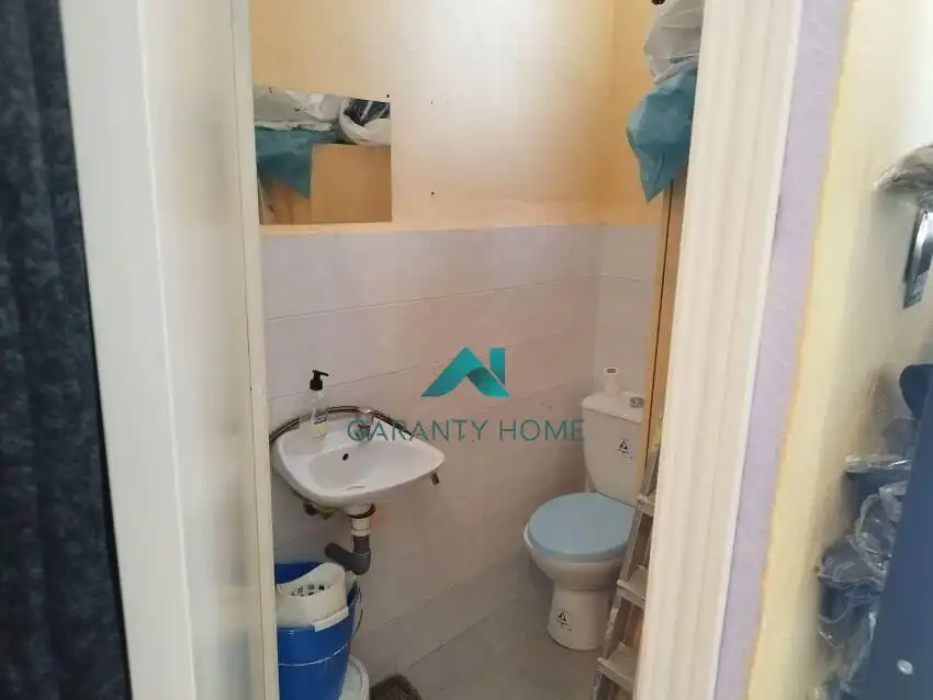 Baño de Local de alquiler en Castilleja de la Cuesta