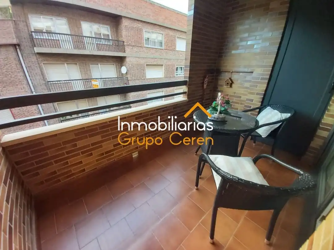Dúplex en venda a Calle Ramón Salazar, Santo Domingo de la Calzada