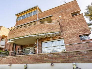 Casa con balcone in vendita a Llevant