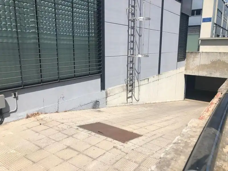 Parking à vendre à PARSI 4