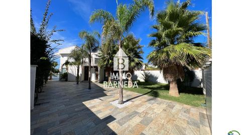Foto 4 de Casa o chalet en venta en Falconera, 24, Cap Ras - Creus - Falconera, Empuriabrava