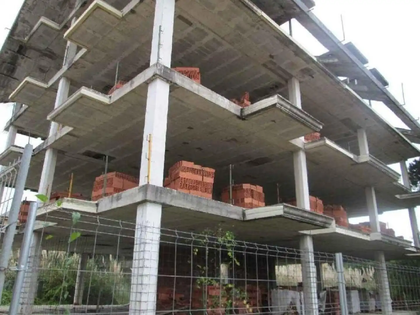 Vista exterior de Pis en venda en Noja