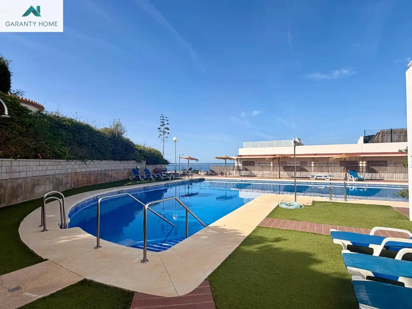 Piscina de Dúplex en venta en Rincón de la Victoria con Aire acondicionado, Calefacción y Terraza