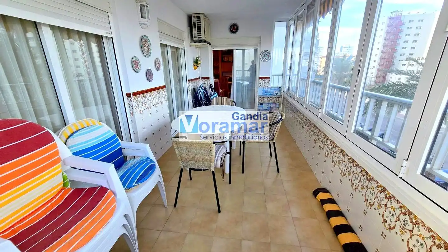 Terraza de Apartamento de alquiler en Gandia con Aire acondicionado, Calefacción y Piscina comunitaria
