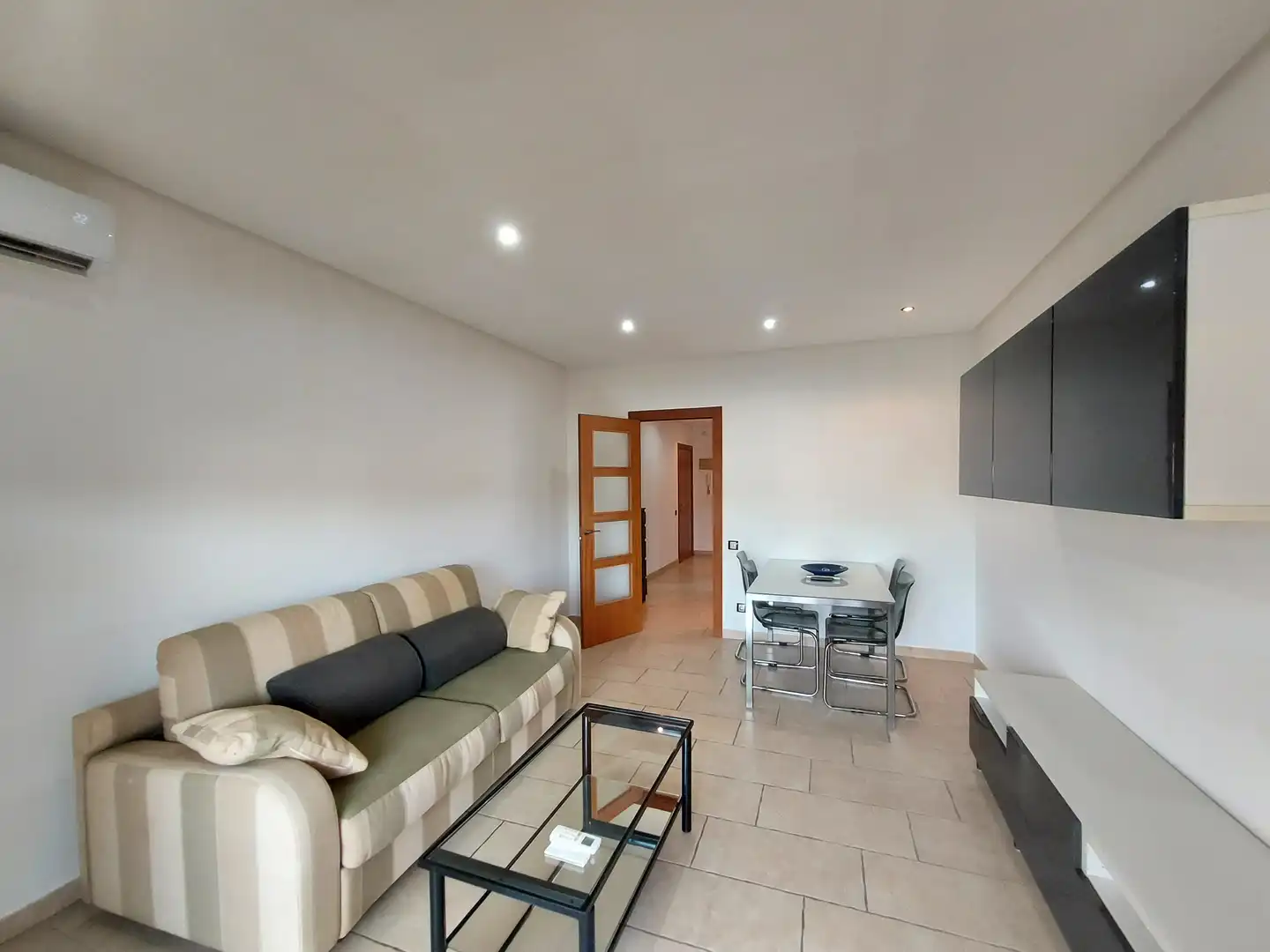 Living room of Apartments for sale in El Vendrell  with Air Conditioner, Heating and Terrace