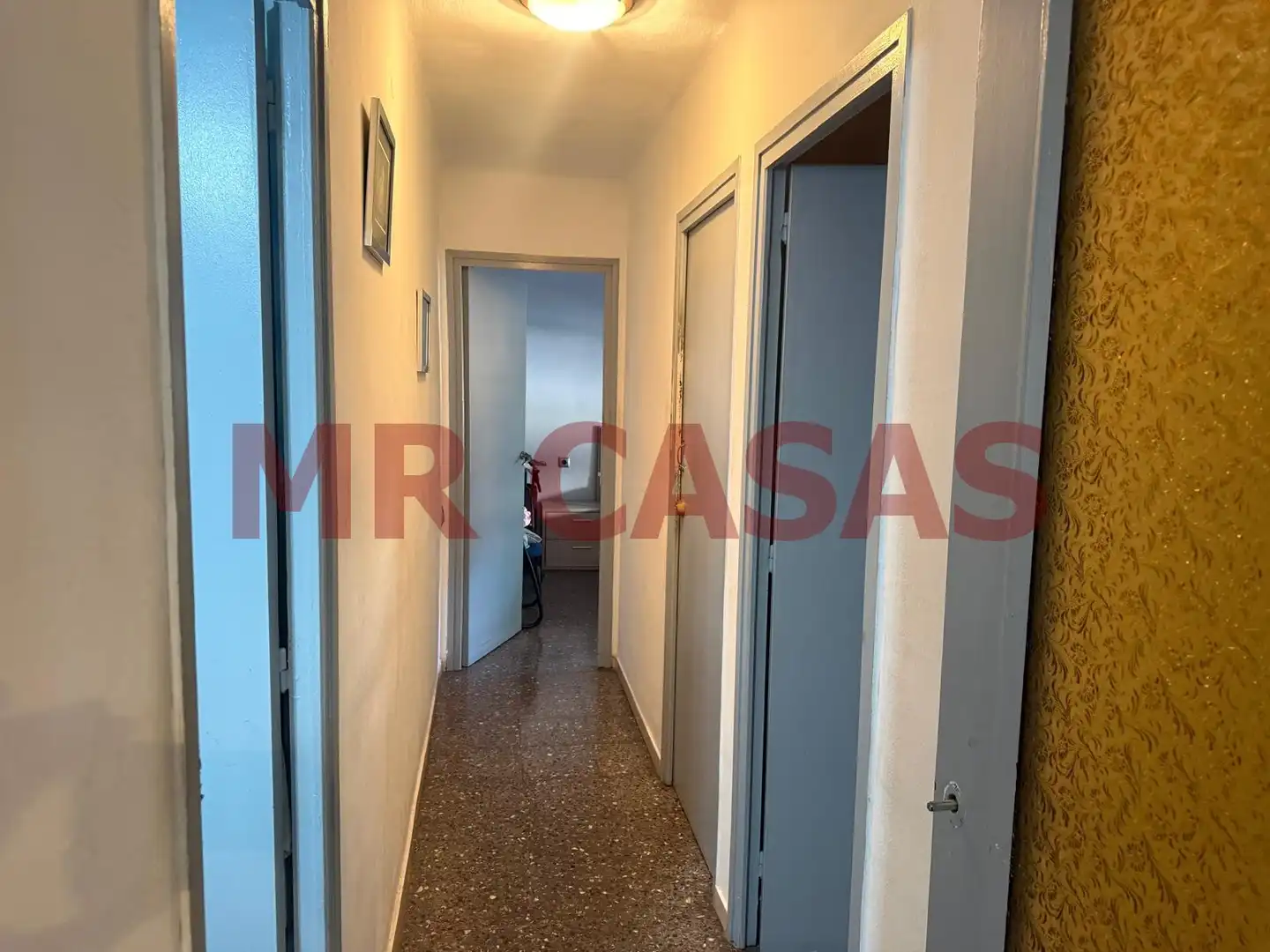 Flat for sale in Rubí  with Air Conditioner and Balcony