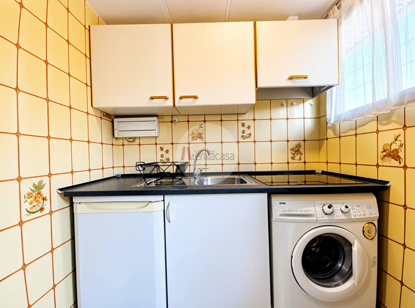 Küche von Wohnungen zur Miete in Madrid mit Klimaanlage, Heizung und Parkett
