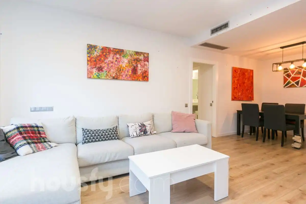 Sala d'estar de Planta baixa en venda en Sabadell amb Aire condicionat, Calefacció i Jardí privat