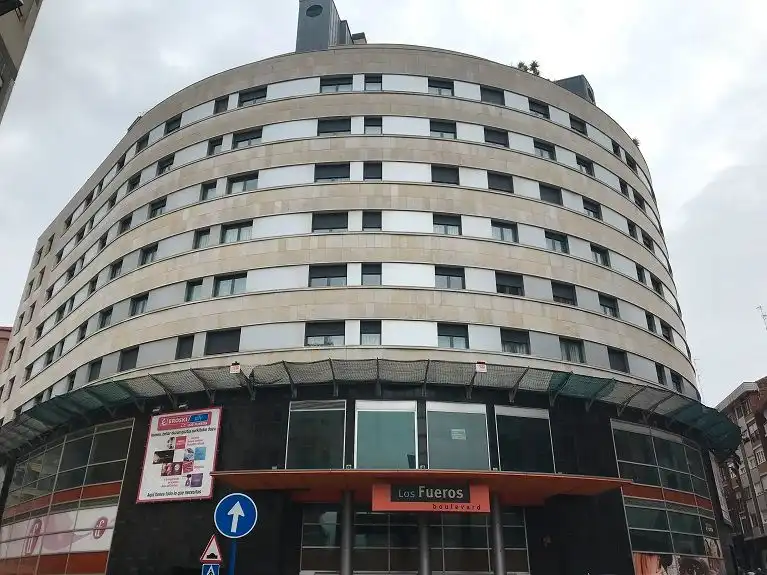Piso en venta en Rontegui - Pormetxeta
