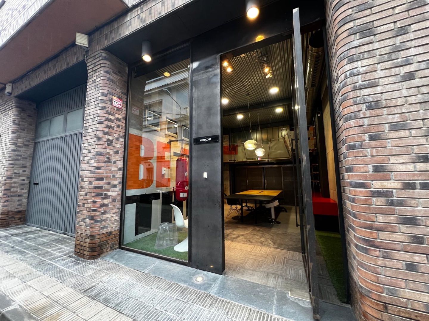 Local de lloguer en  Lleida Capital amb Aire condicionat, Calefacció i Moblat