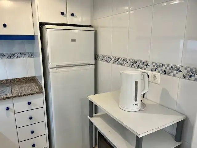 Cocina de Apartamento en venta en Guardamar del Segura con Aire acondicionado, Amueblado y Lavadora