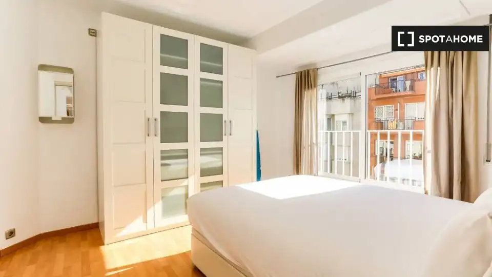 Piso con terraza en alquiler en Eixample, imagen 12