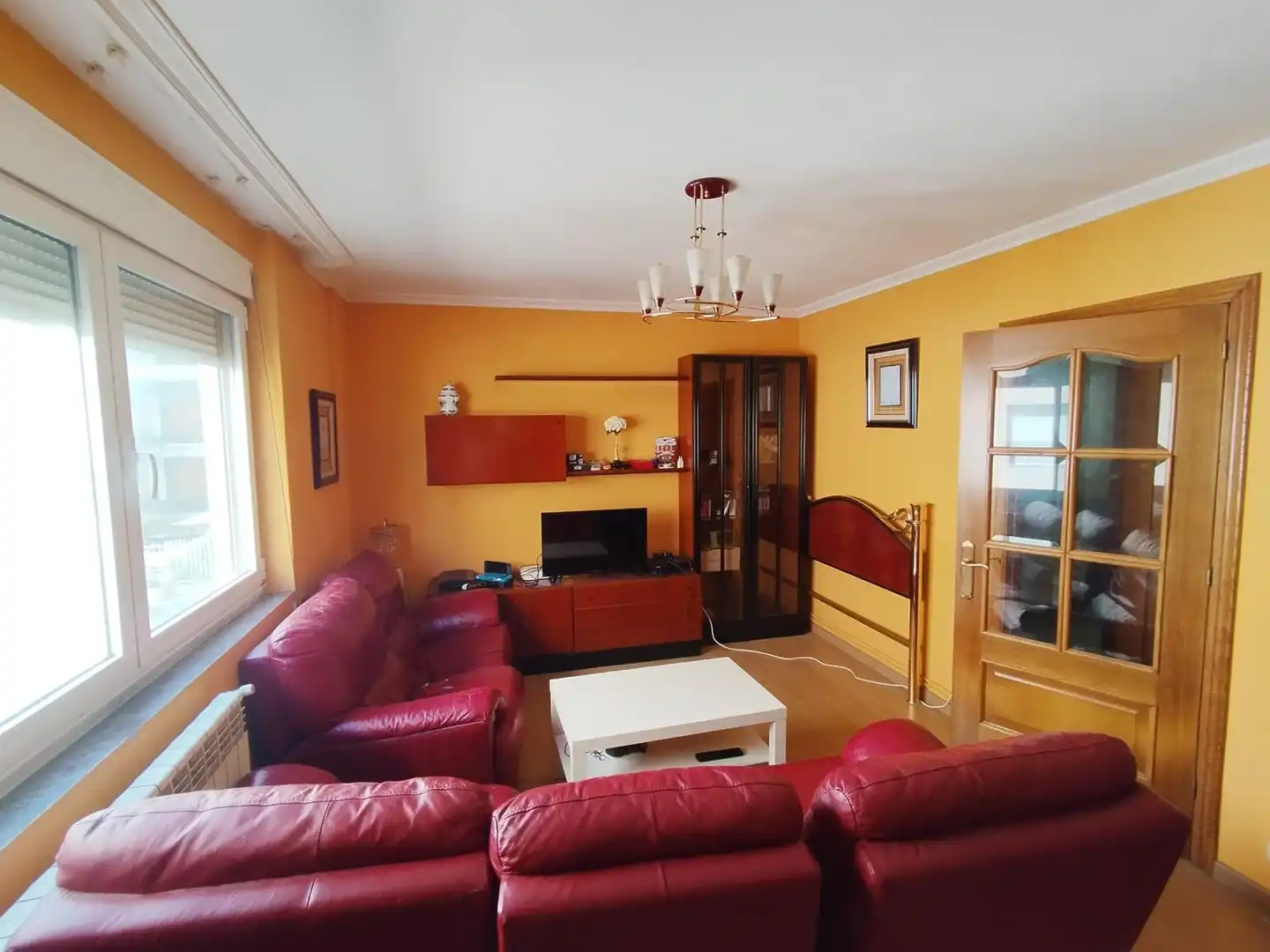 Living room of Flat for rent in Santiago de Compostela   with Furnished