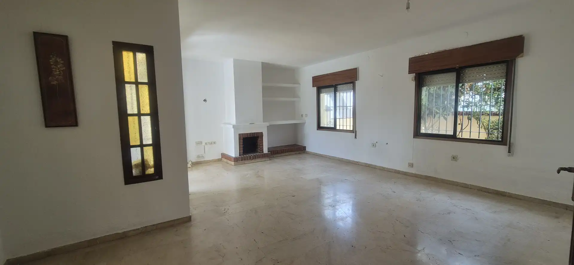Living room of Detached homes for sale in Benalmádena  with Storage room, Swimming Pool and Balcony