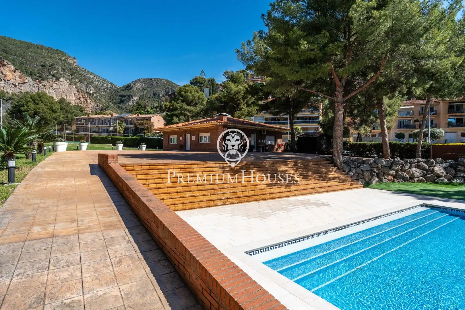 Terrace of Attic for sale in Sitges  with Heating, Private garden and Terrace