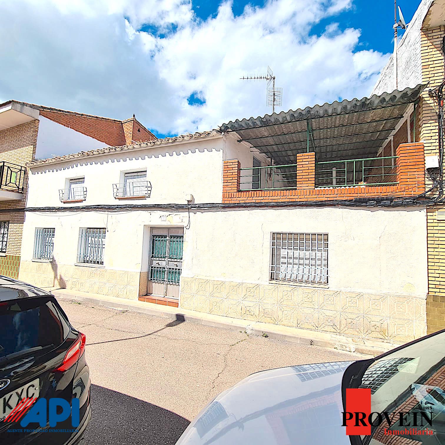 Exterior view of House or chalet for sale in Novés