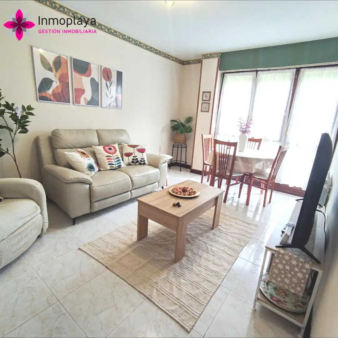 Sala de estar de Apartamento en venta en Noja con Calefacción, Jardín privado y Terraza