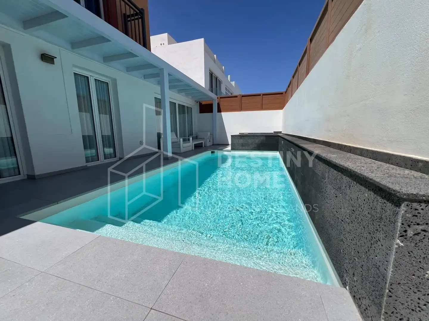 House with pool for sale in Perdiz