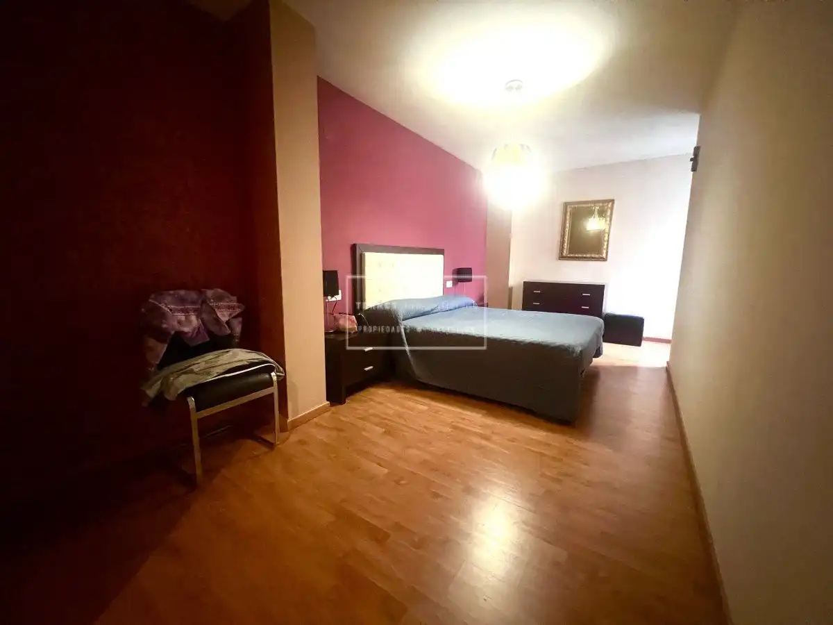 Habitación de Piso en venta en Castellón de la Plana / Castelló de la Plana con Aire acondicionado, Calefacción y Terraza