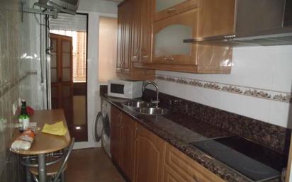 Kitchen of Flat for sale in Salamanca Capital  with Heating and Terrace