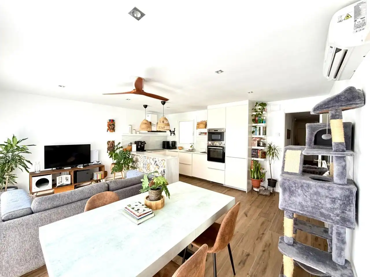 Living room of Flat for sale in Arenys de Mar  with Air Conditioner and Furnished