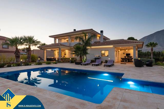 Casa-chalet en Venta en Pla de la Vallonga