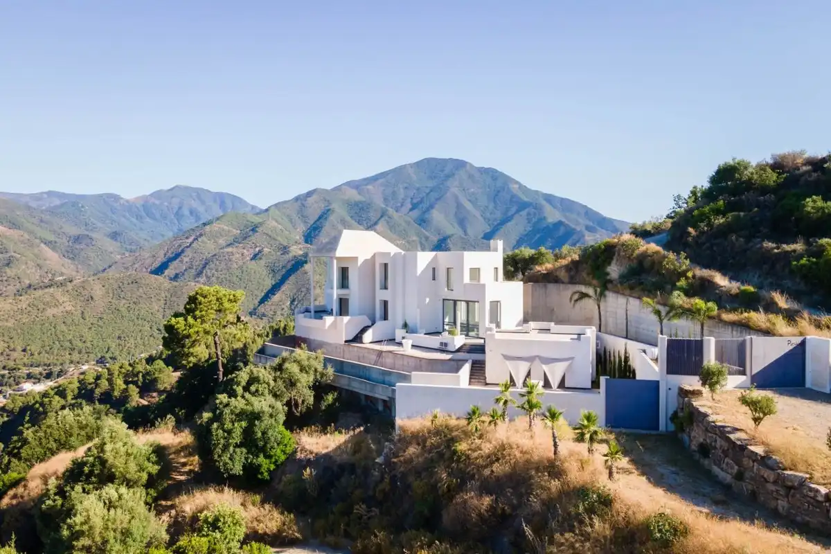 Exterior view of Houses for sale in Alhendín  with Air Conditioner, Terrace and Internet