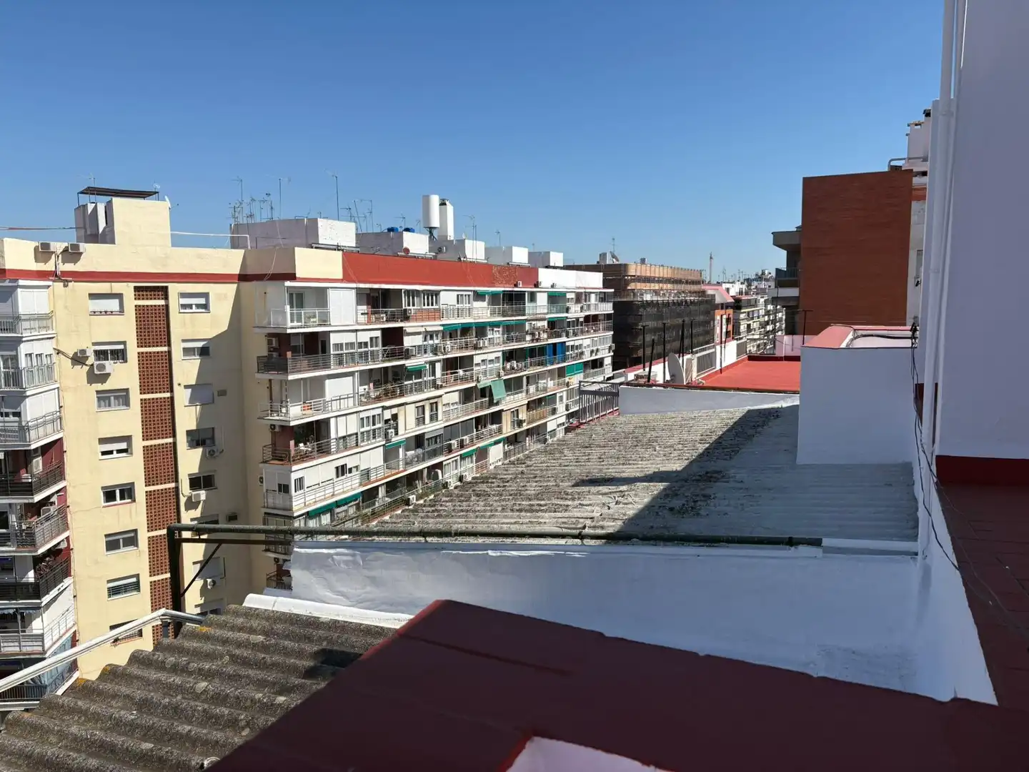 Exterior view of Attic for sale in Sevilla  with Air Conditioner and Terrace