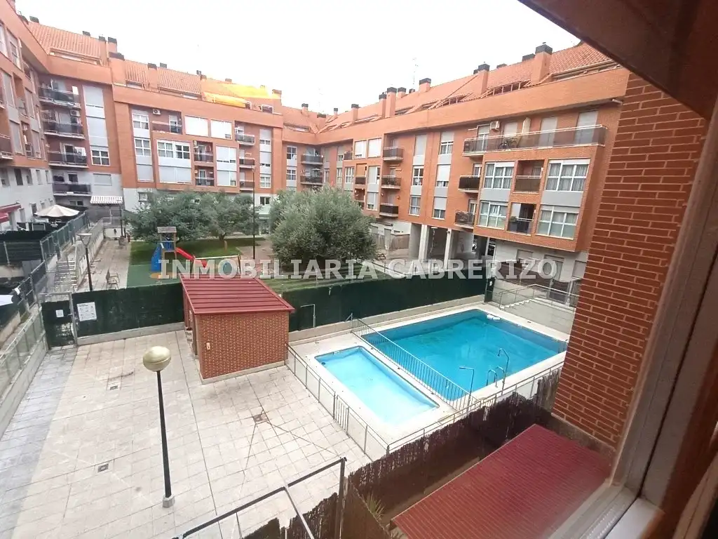Apartament amb piscina en venda a Villamediana de Iregua, imagen 5