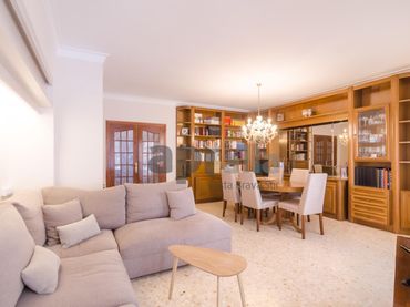 Residenziale con ascensore in vendita a Centre