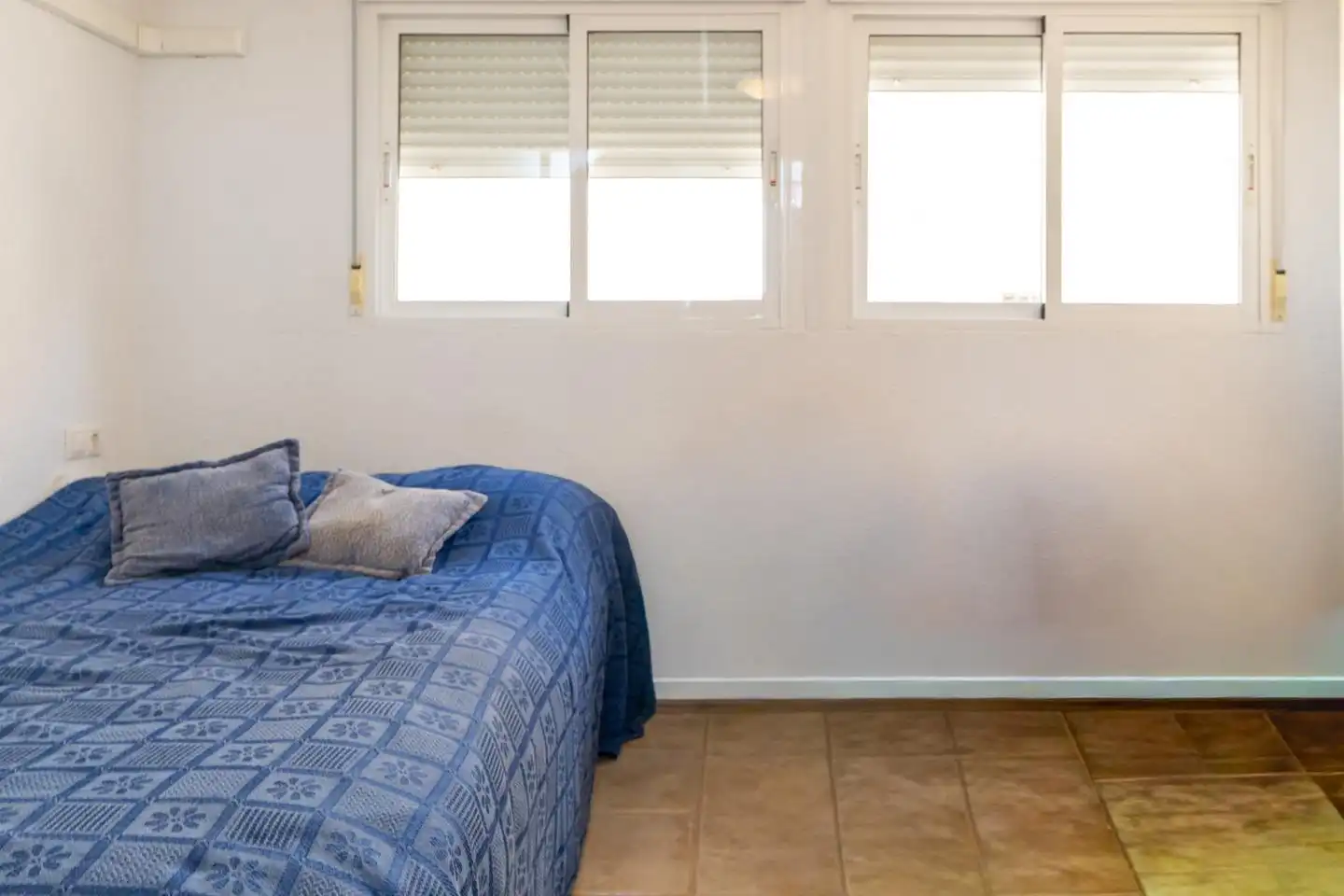 Habitación de Casa adosada en venta en Santa Pola con Aire acondicionado, Terraza y Piscina