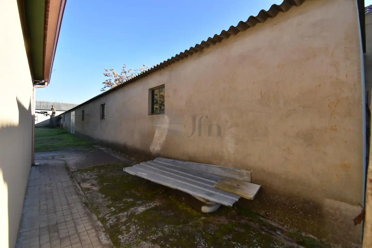 Vista exterior de Casa o xalet en venda en Olmedo amb Calefacció, Jardí privat i Moblat