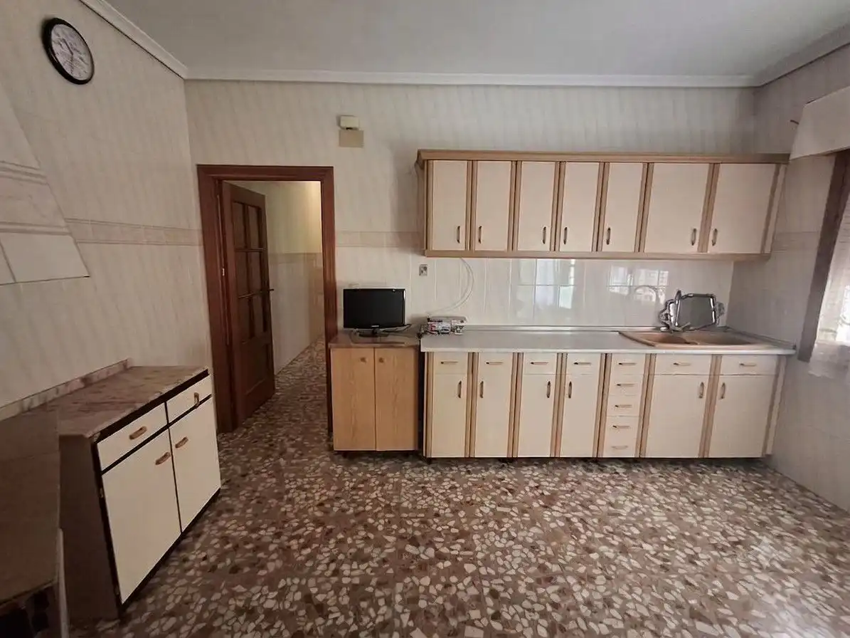 Cuina de Casa o xalet en venda en La Roda amb Traster
