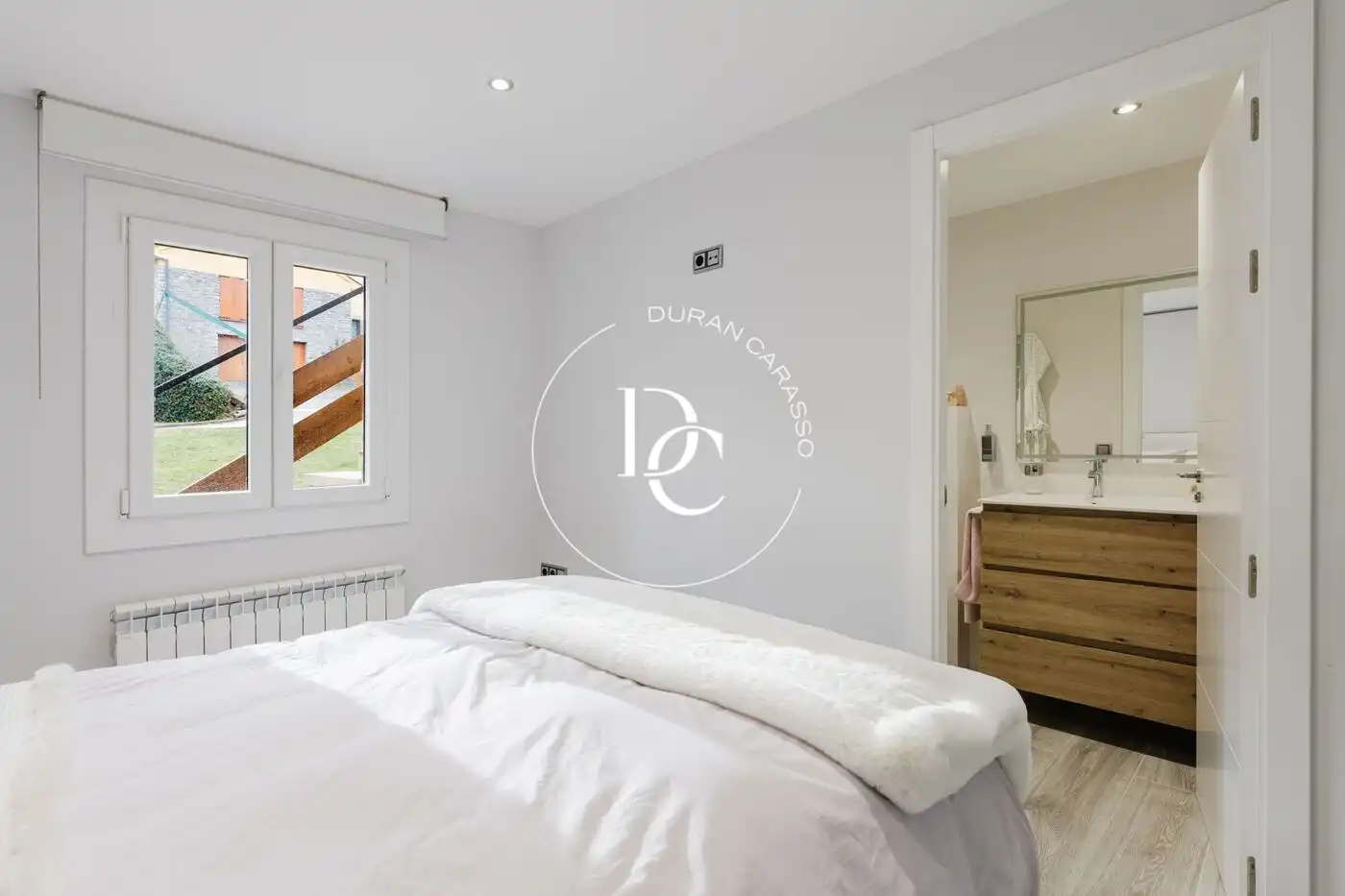 Bedroom of Flat for sale in Alp  with Heating and Private garden
