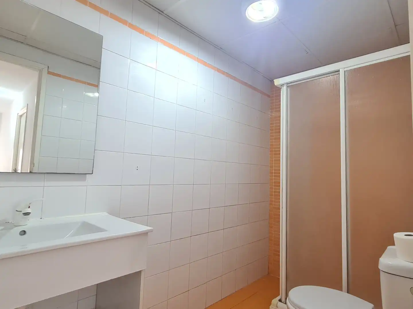 Baño de Piso en venta en Bellavista - La Palmera
