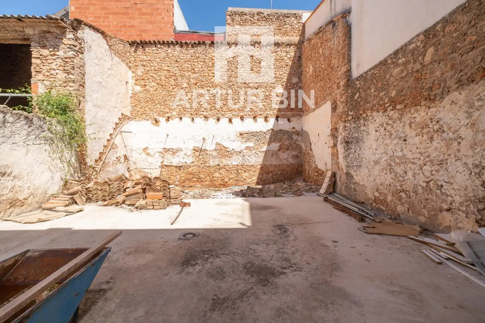 Casa adosada en venta en Tavernes de la Valldigna con Terraza