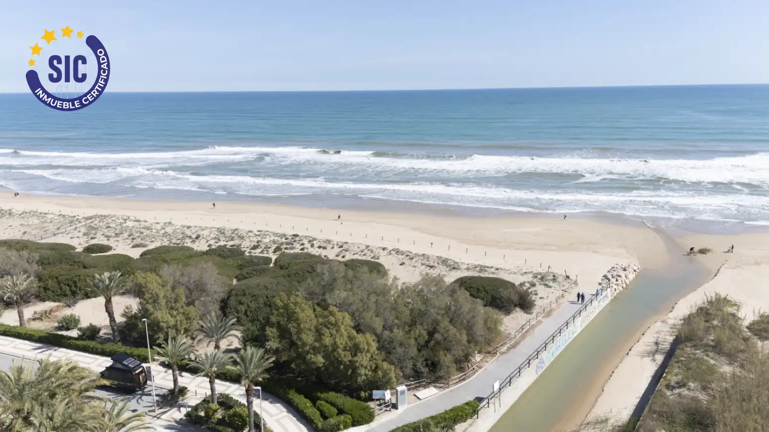 Vista exterior de Piso en venta en Piles con Aire acondicionado, Terraza y Piscina