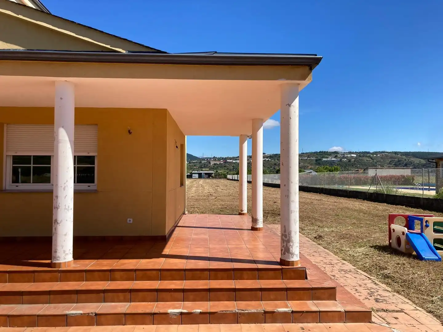 Terrassa de Casa o xalet en venda en Ponferrada amb Calefacció, Jardí privat i Terrassa