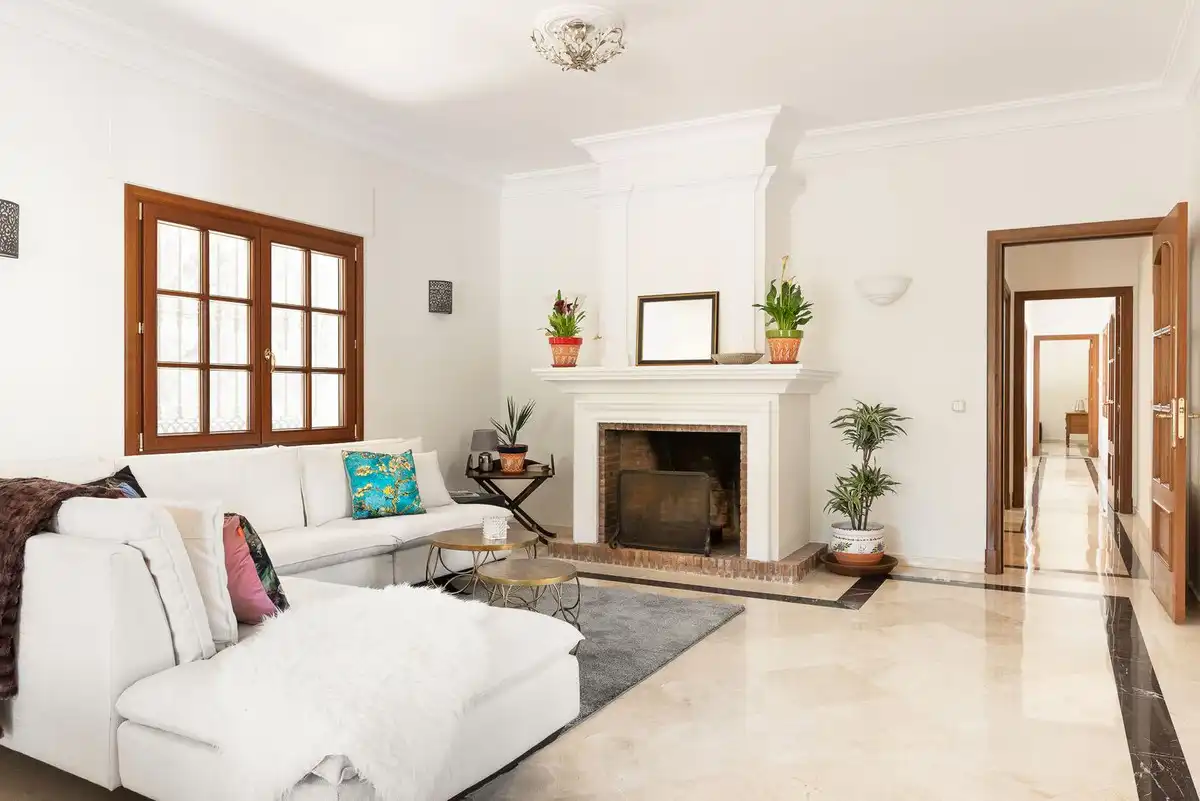 Sala de estar de Terreno en venta en Manilva