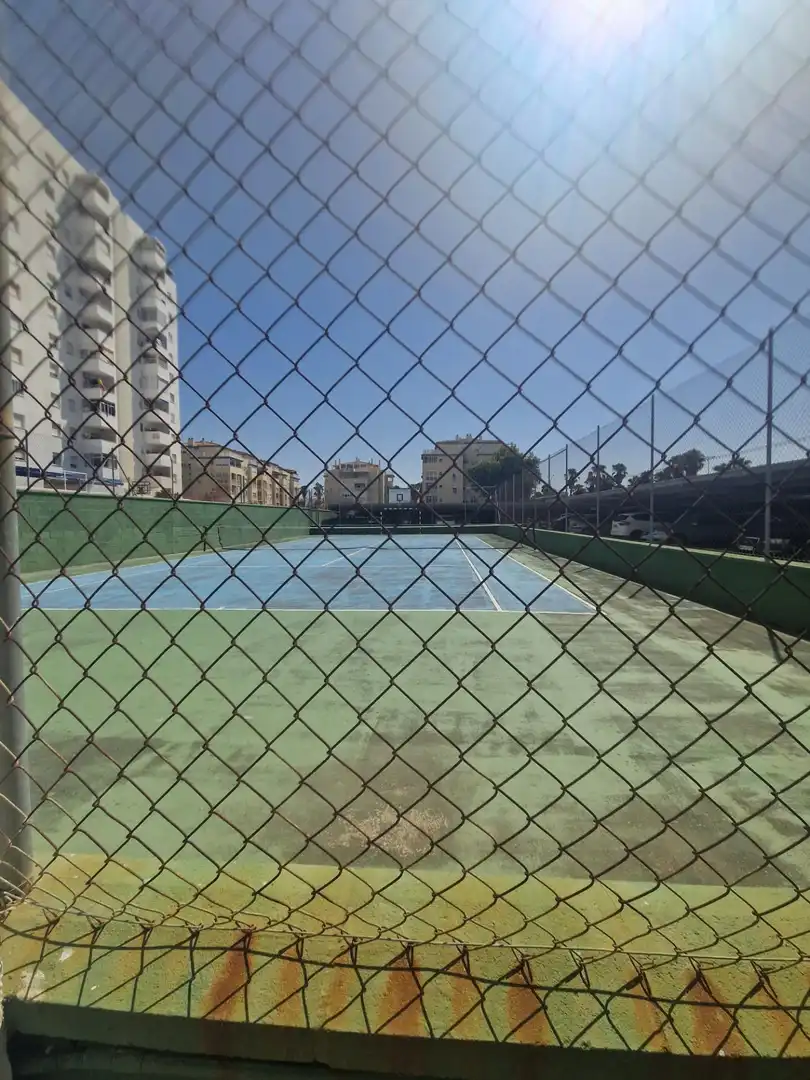 Flat with terrace for sale in Valdelagrana, imagen 5