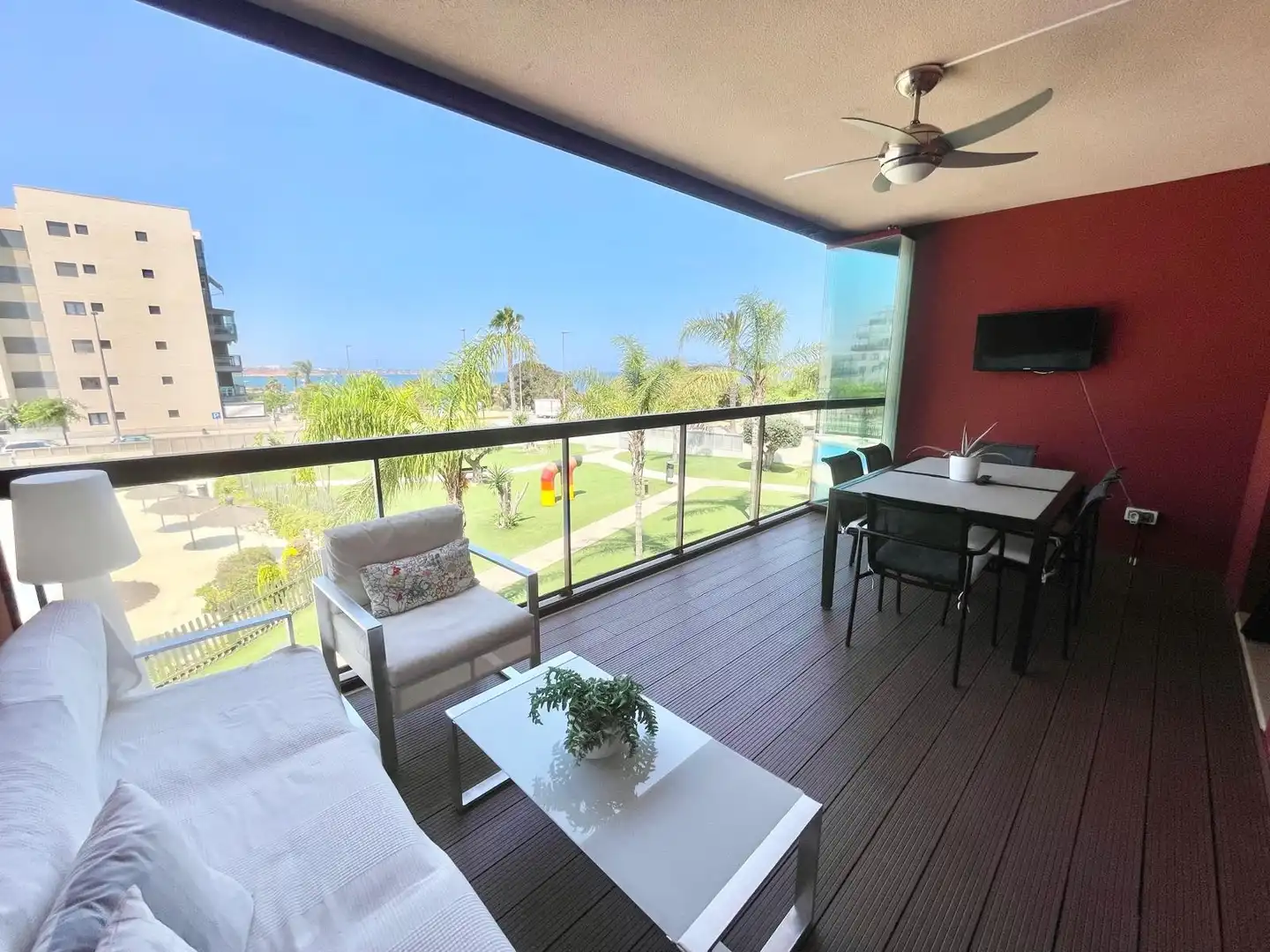 Terraza de Apartamento de alquiler en Pilar de la Horadada con Piscina, Amueblado y Lavadora