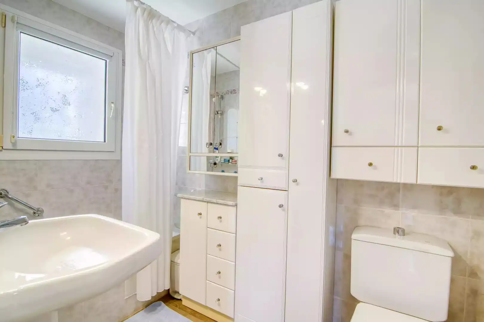 Bany de Casa o xalet en venda en Roses amb Parquet