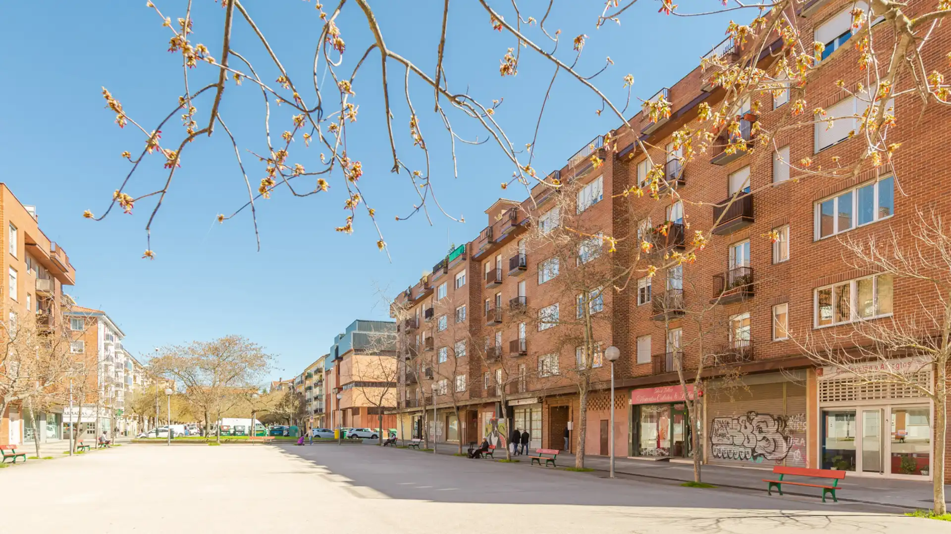 Vista exterior de Piso en venta en  Pamplona / Iruña con Calefacción, Parquet y Terraza