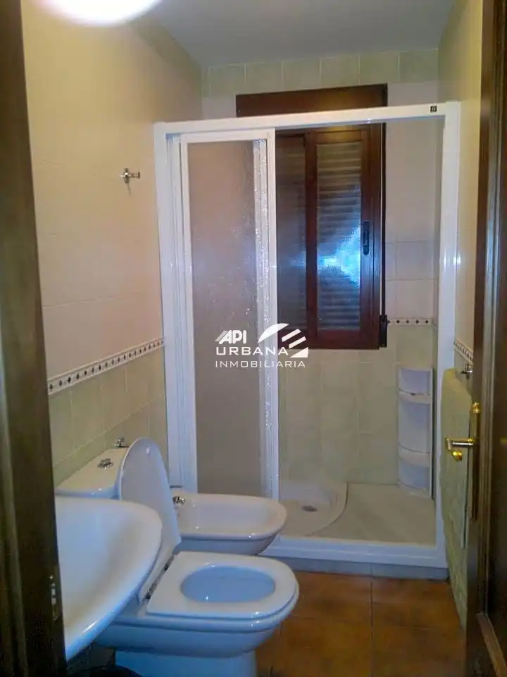 Baño de Planta baja en venta en La Iruela con Aire acondicionado, Trastero y Amueblado