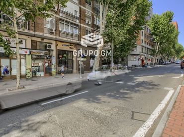 Local comercial en venda a San Bernardo