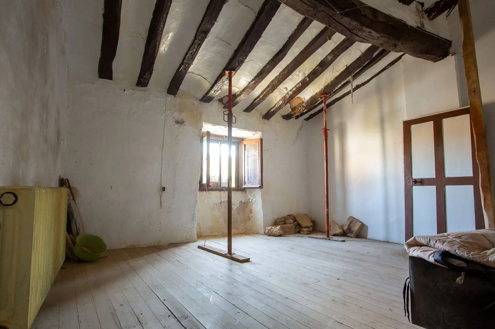 Casa adosada en venta en Tiebas-Muruarte de Reta con Calefacción y Trastero